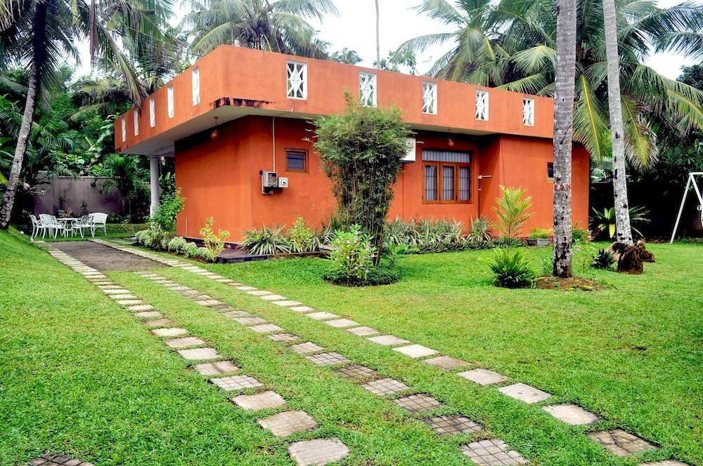 Lavendish Beach Resort Unawatuna Exterior photo