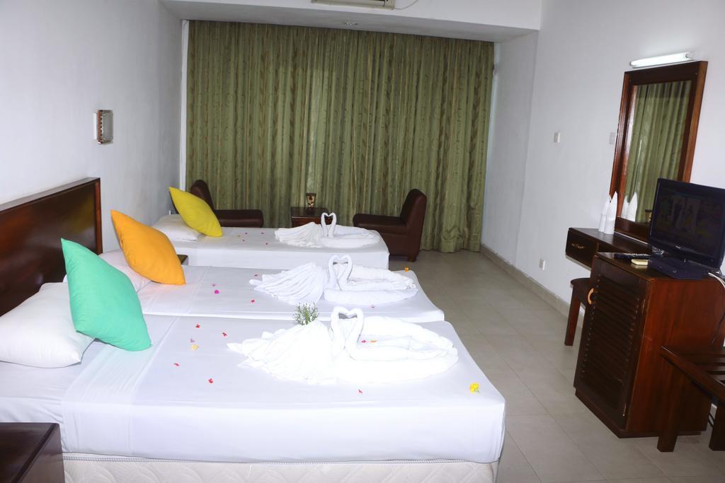 Lavendish Beach Resort Unawatuna Exterior photo